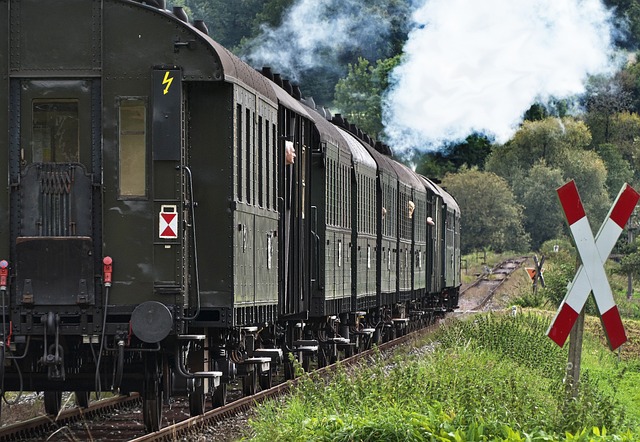 Grenzüberschreitender Bahnbetrieb: Die Strecke Bocholt - Winterswijk / www.pixabay.com / Wolfgang Eckert