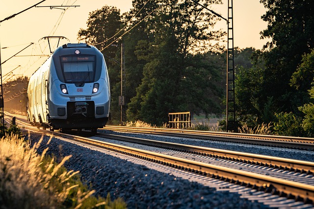 Verband deutscher Verkehrsunternehmen: "Reaktivierung der Strecke BOH - COE" / Quelle: pixabay.com